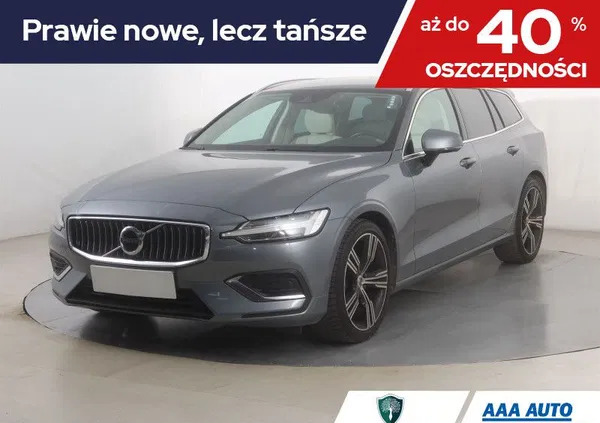 volvo Volvo V60 cena 122000 przebieg: 72000, rok produkcji 2020 z Władysławowo